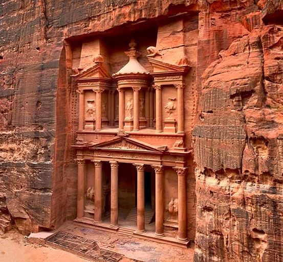 عجائب الدنيا السبع - البتراء